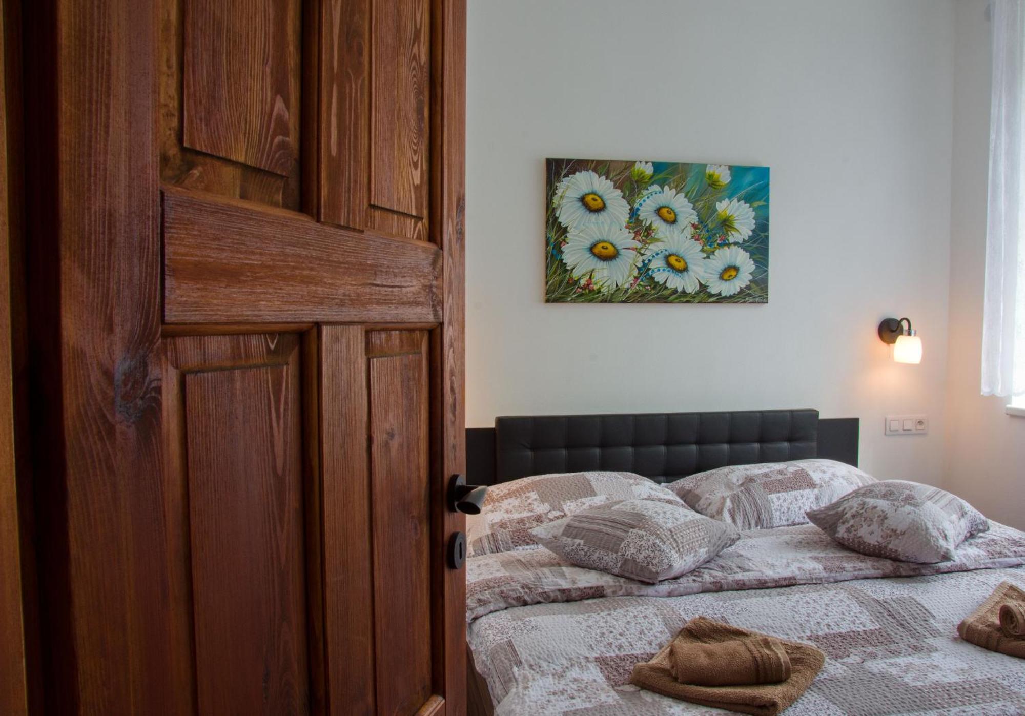 Kopretina Apartman Cerne Udoli Kültér fotó